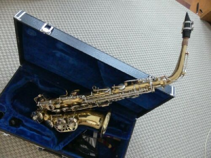 Saxo Saxophone Alto Jupiter