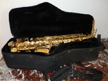rare ancien saxophone Alto doré H-Bagué